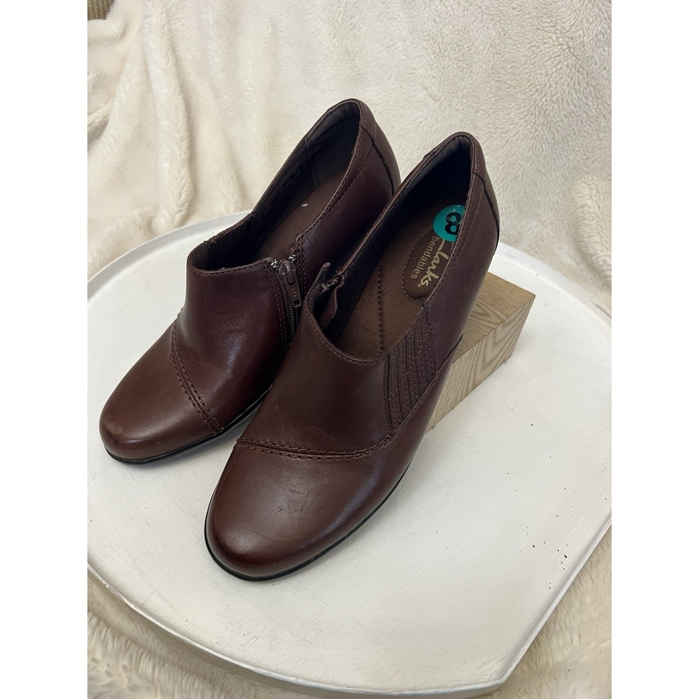 Clarks Bendables Ingalls Congo Brown Leather Bootie Sz 8M 66749 Zip Up
